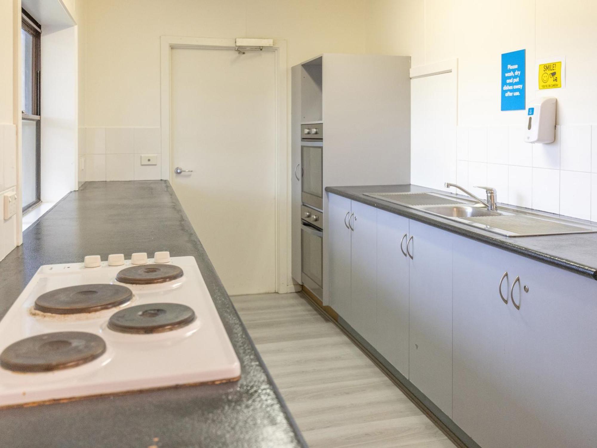 Nrma Warrnambool Riverside Holiday Park Экстерьер фото