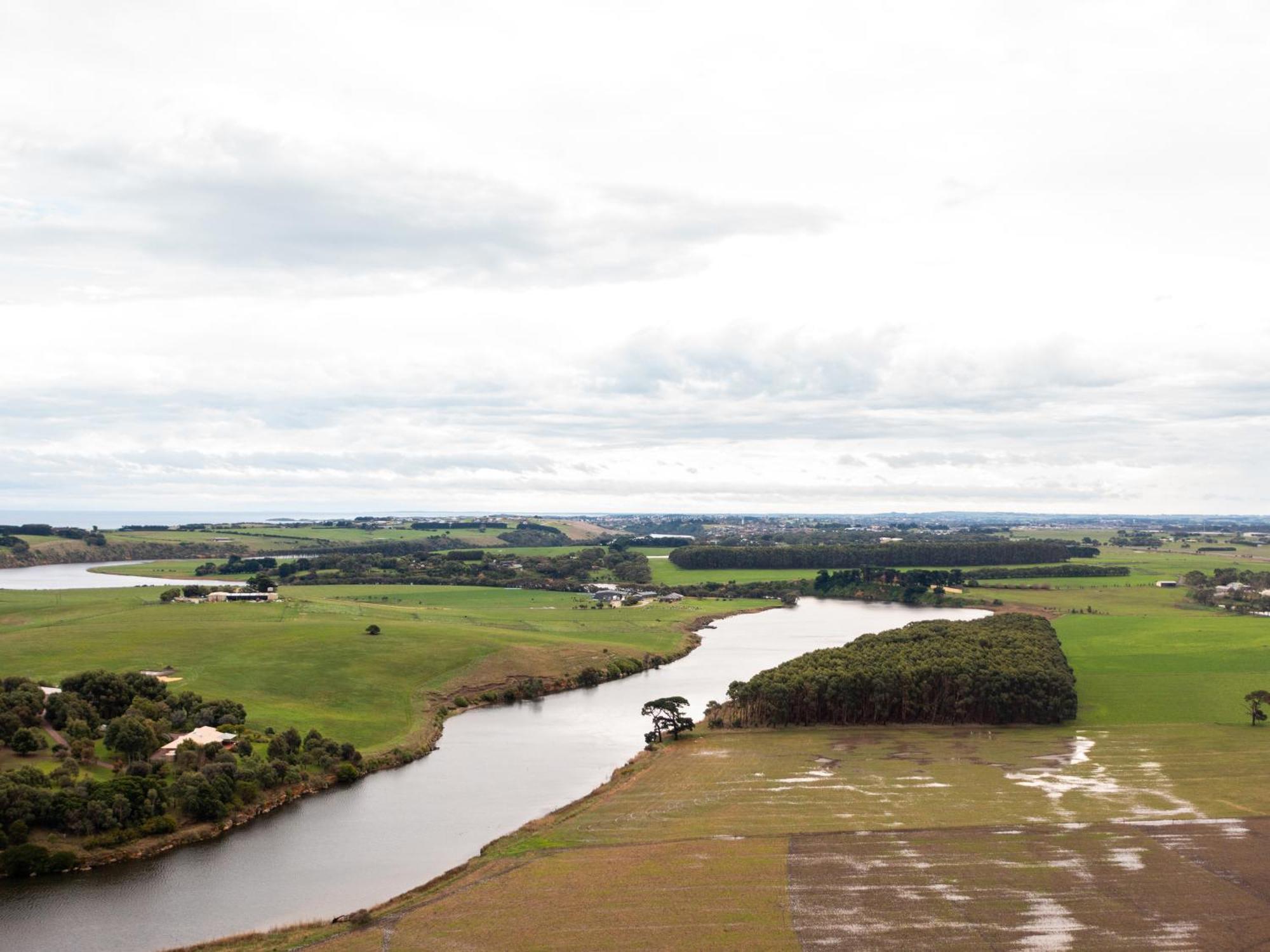 Nrma Warrnambool Riverside Holiday Park Экстерьер фото