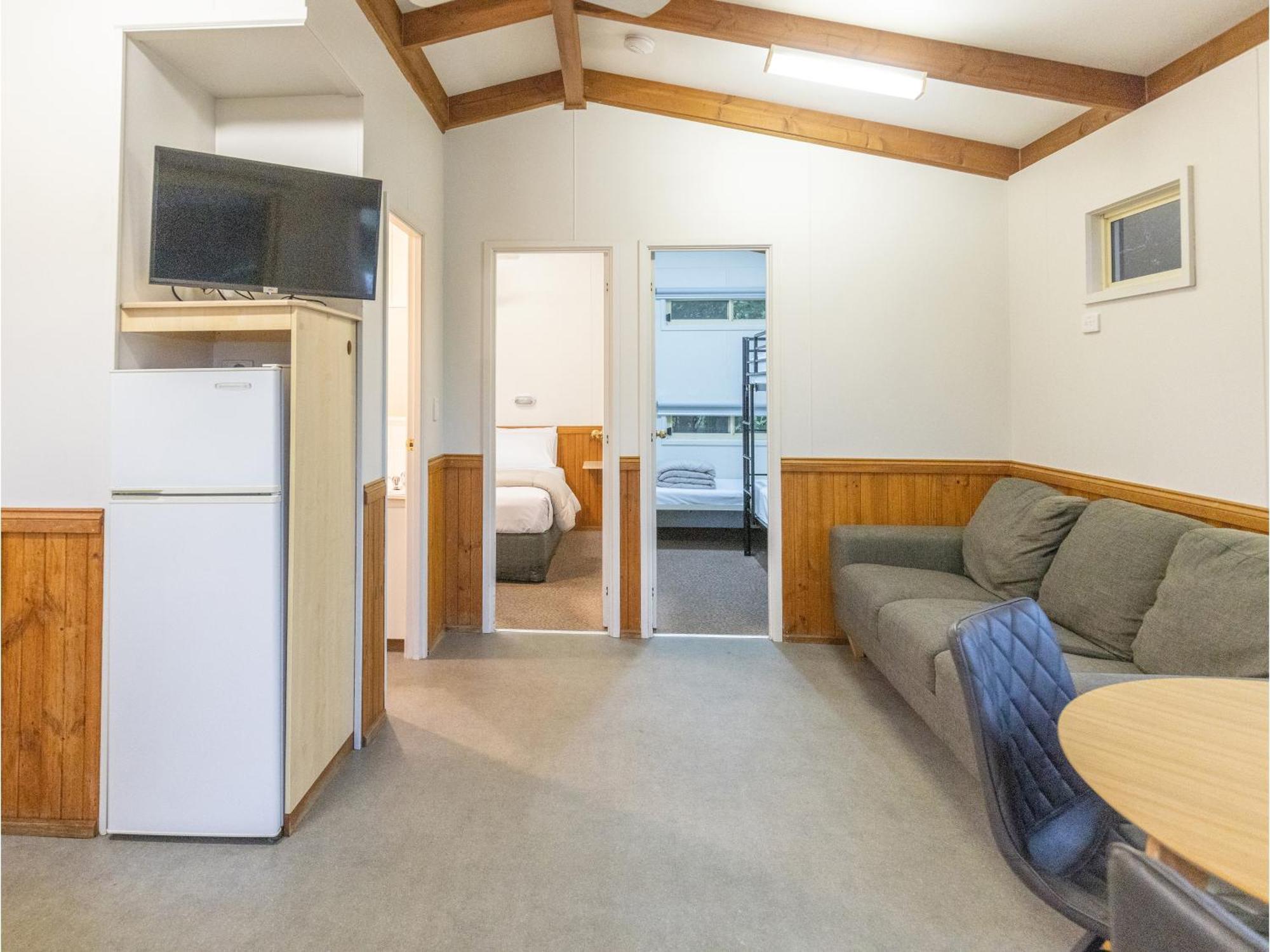 Nrma Warrnambool Riverside Holiday Park Номер фото