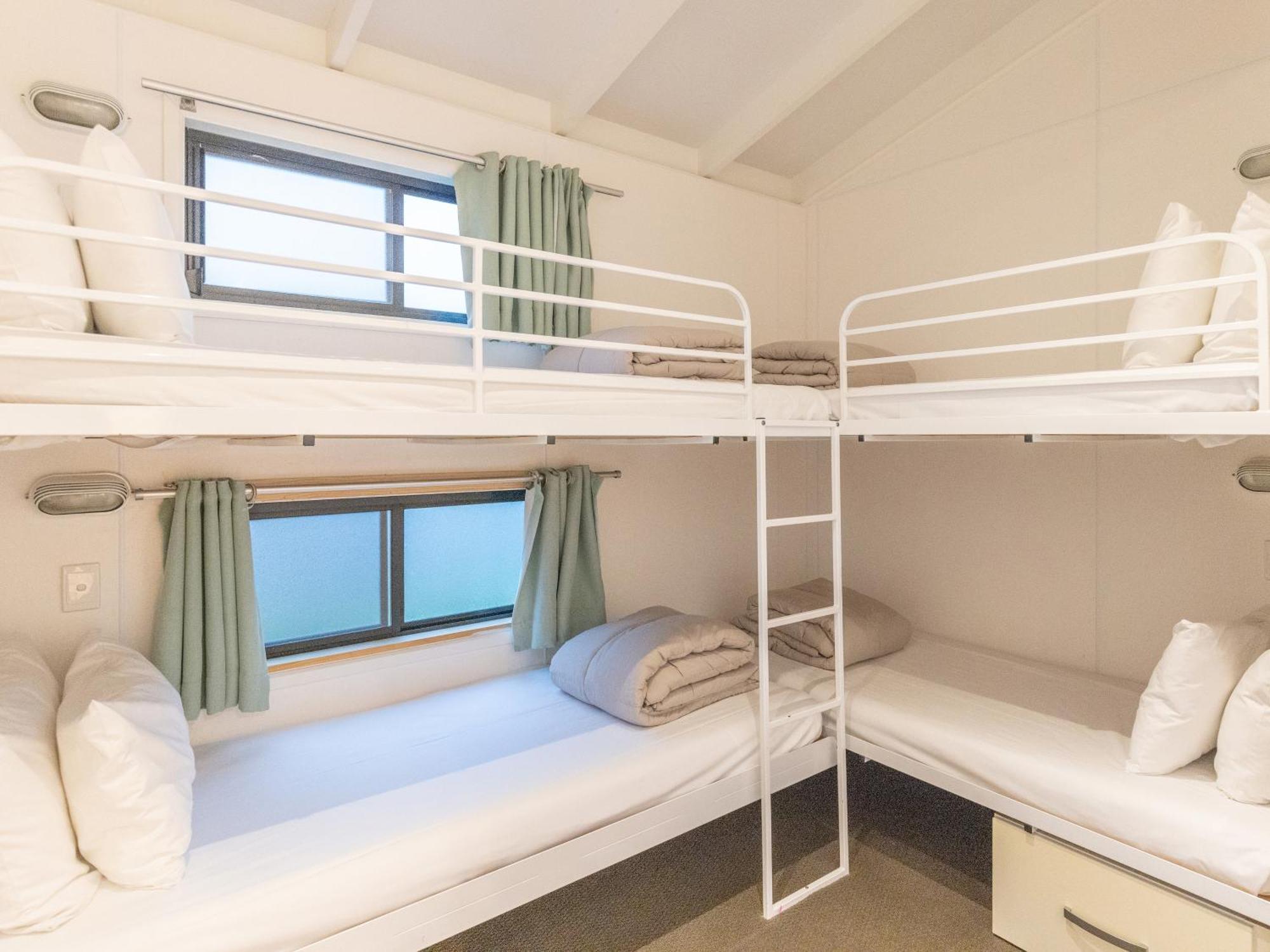 Nrma Warrnambool Riverside Holiday Park Номер фото