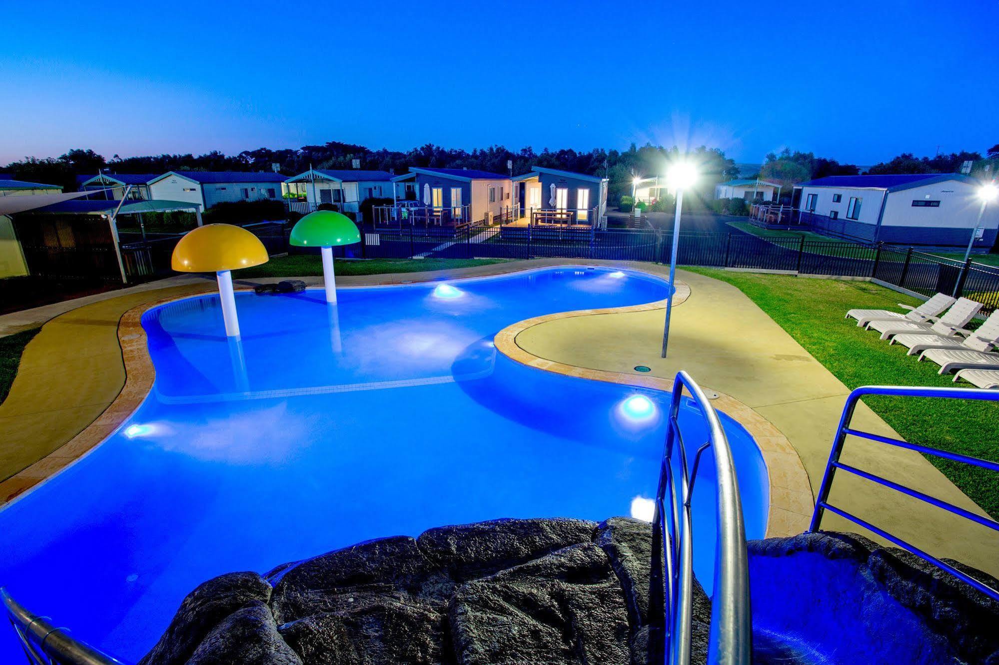 Nrma Warrnambool Riverside Holiday Park Экстерьер фото