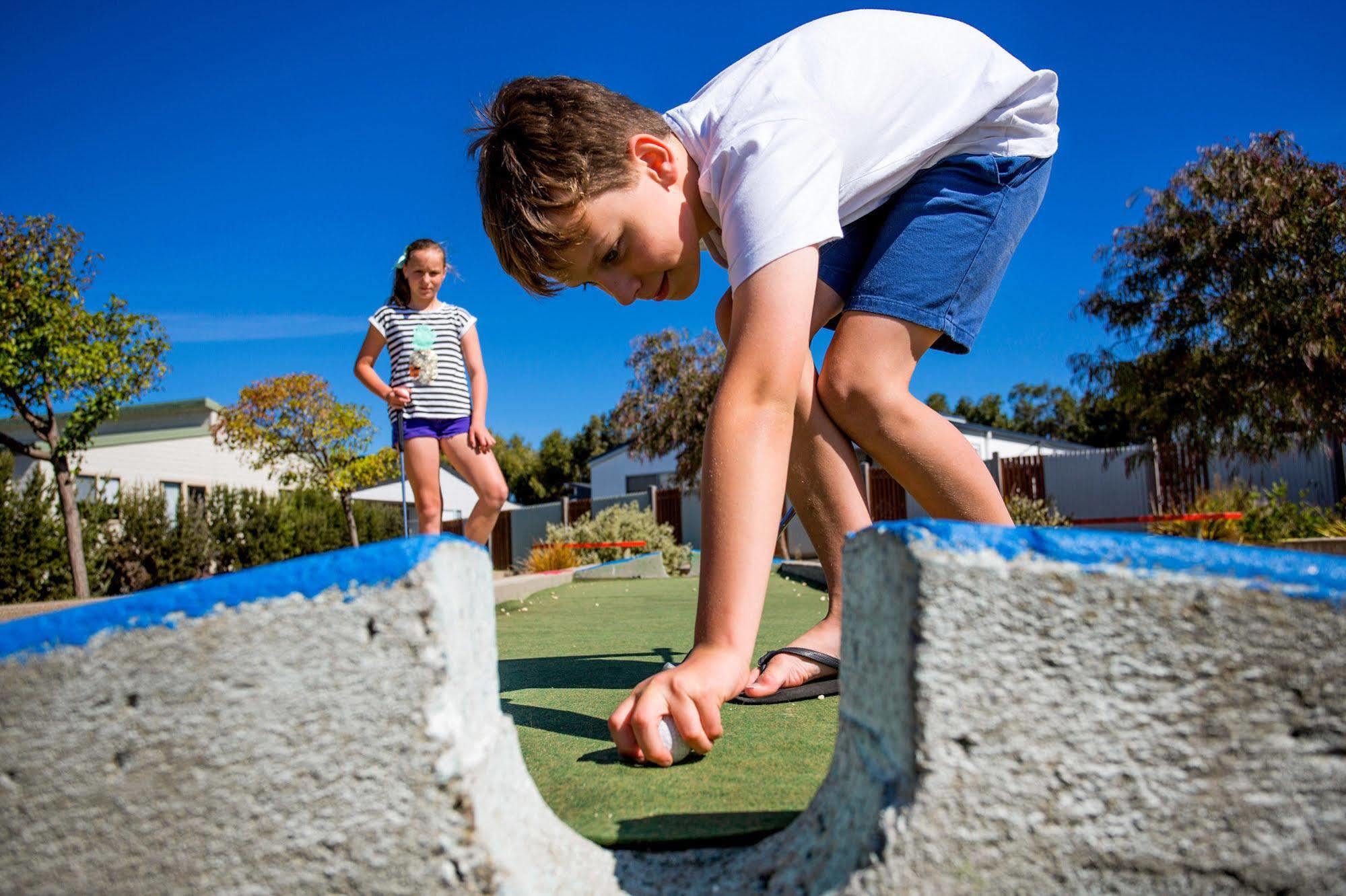 Nrma Warrnambool Riverside Holiday Park Экстерьер фото