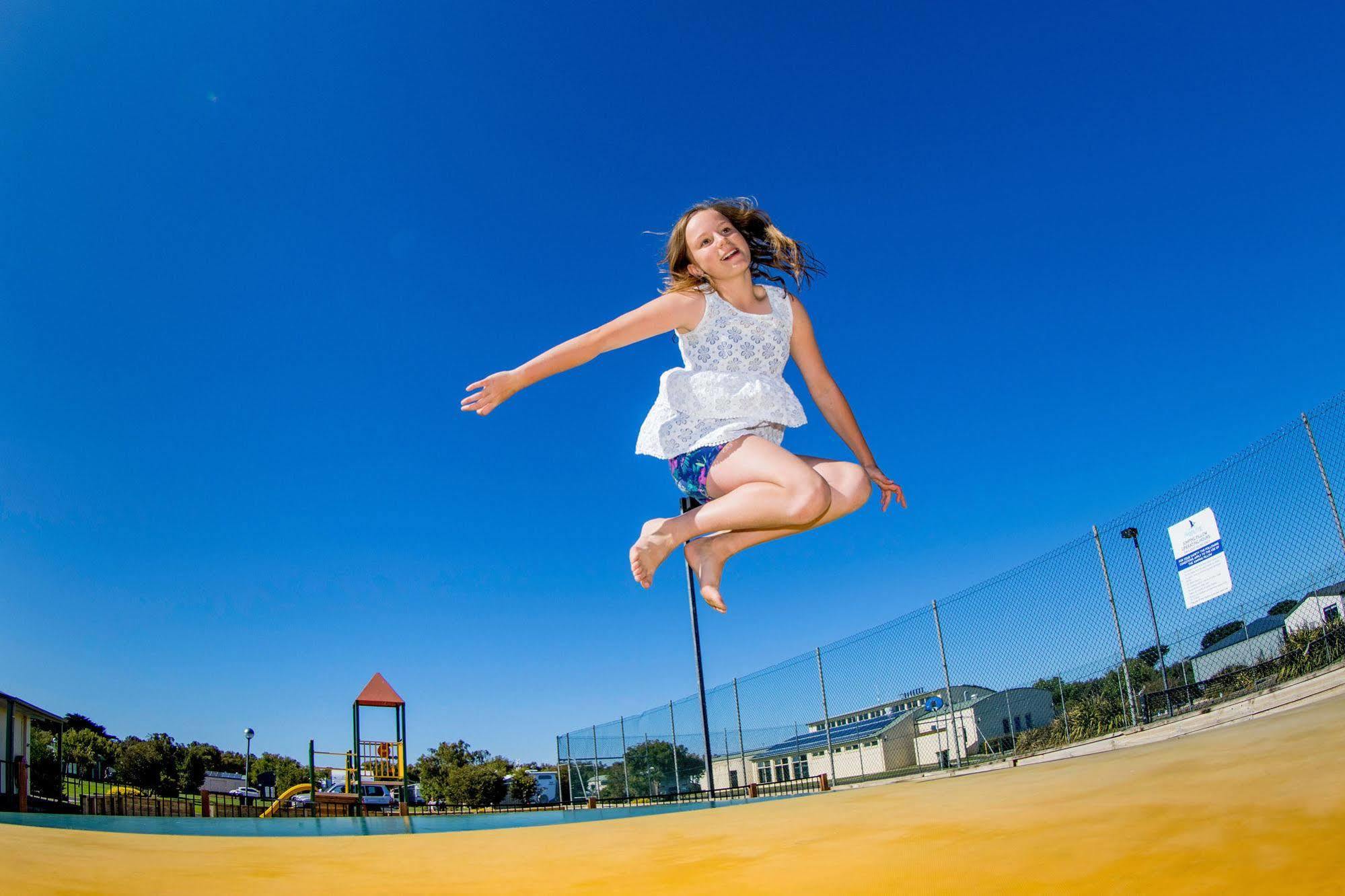 Nrma Warrnambool Riverside Holiday Park Экстерьер фото
